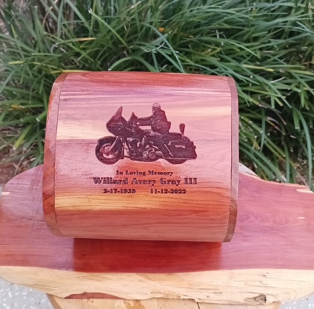 Memorial Urn